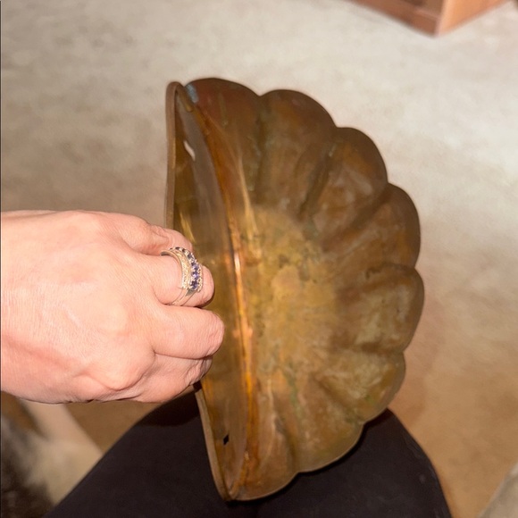 Vintage Brass Wall Planter - Made In Hong Kong - Picture 6 of 13